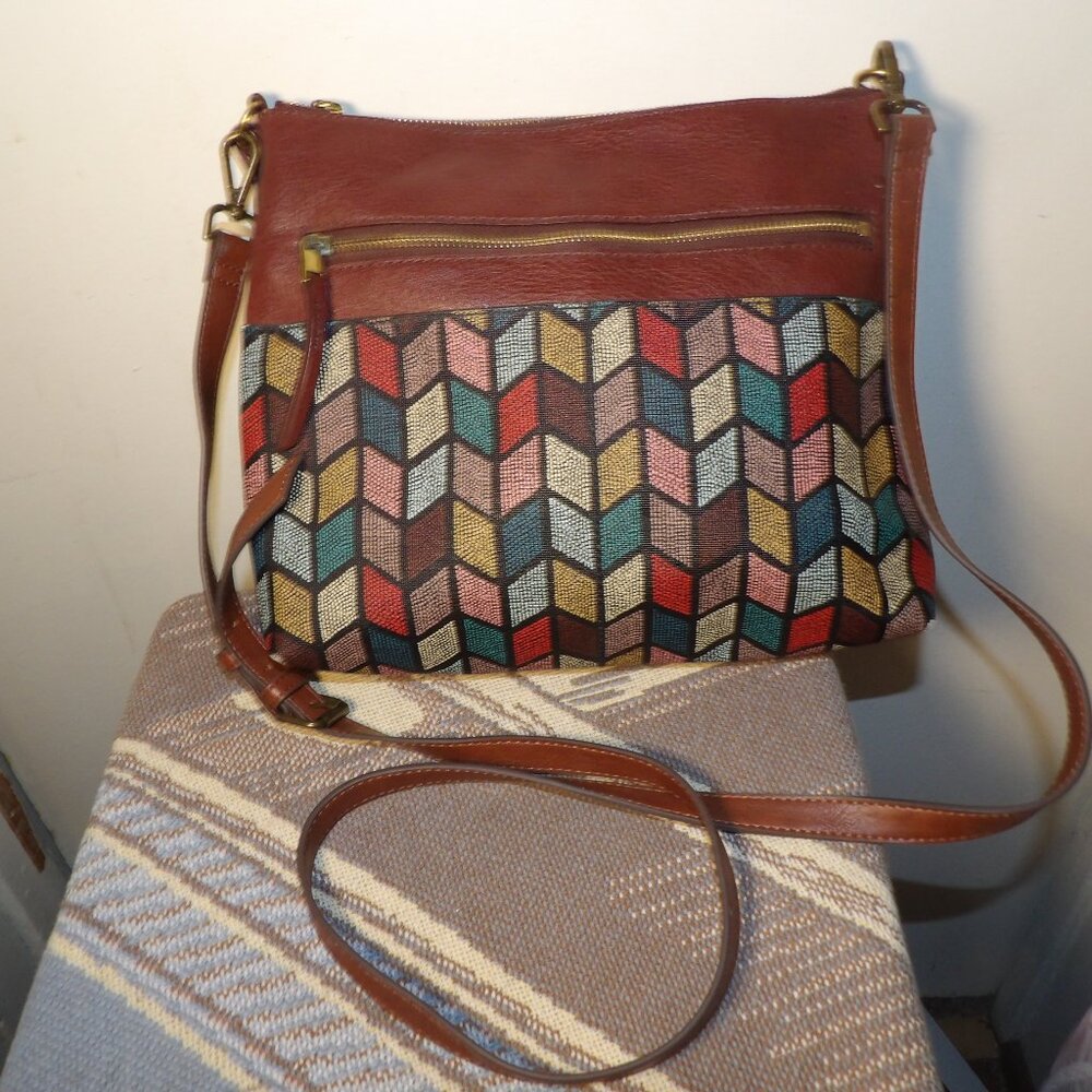 Fossil Vegan Leather Crossbody Bag - Picture 1 of 8